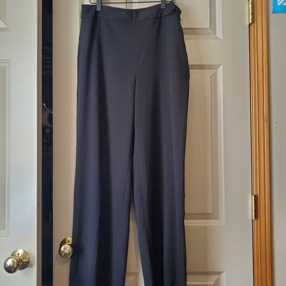 Black wide leg high waist slacks
